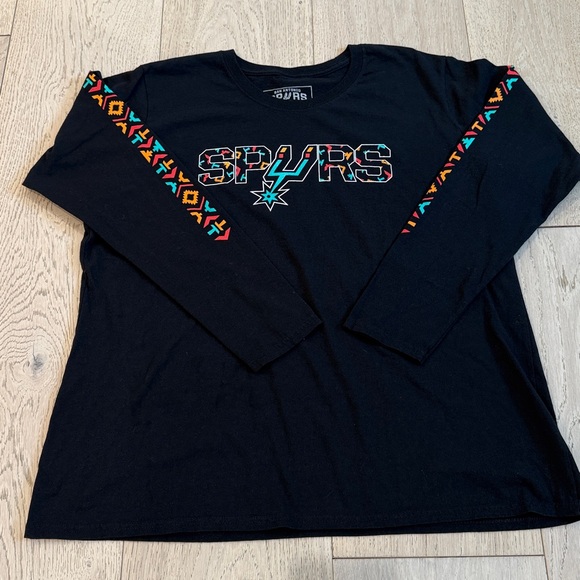San Antonio Spurs Printed Long Sleeve Tee in Size XXL - Picture 2 of 8